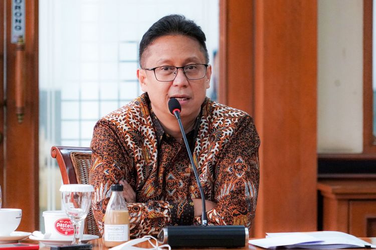 menkes-2-ribu-orang-dites-uji-klinis-tiga-vaksin-tbc-bill-gates